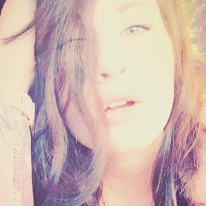 Meet your Posher, Brielle